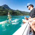 Baby ski sur le lac de Serre-Ponçon